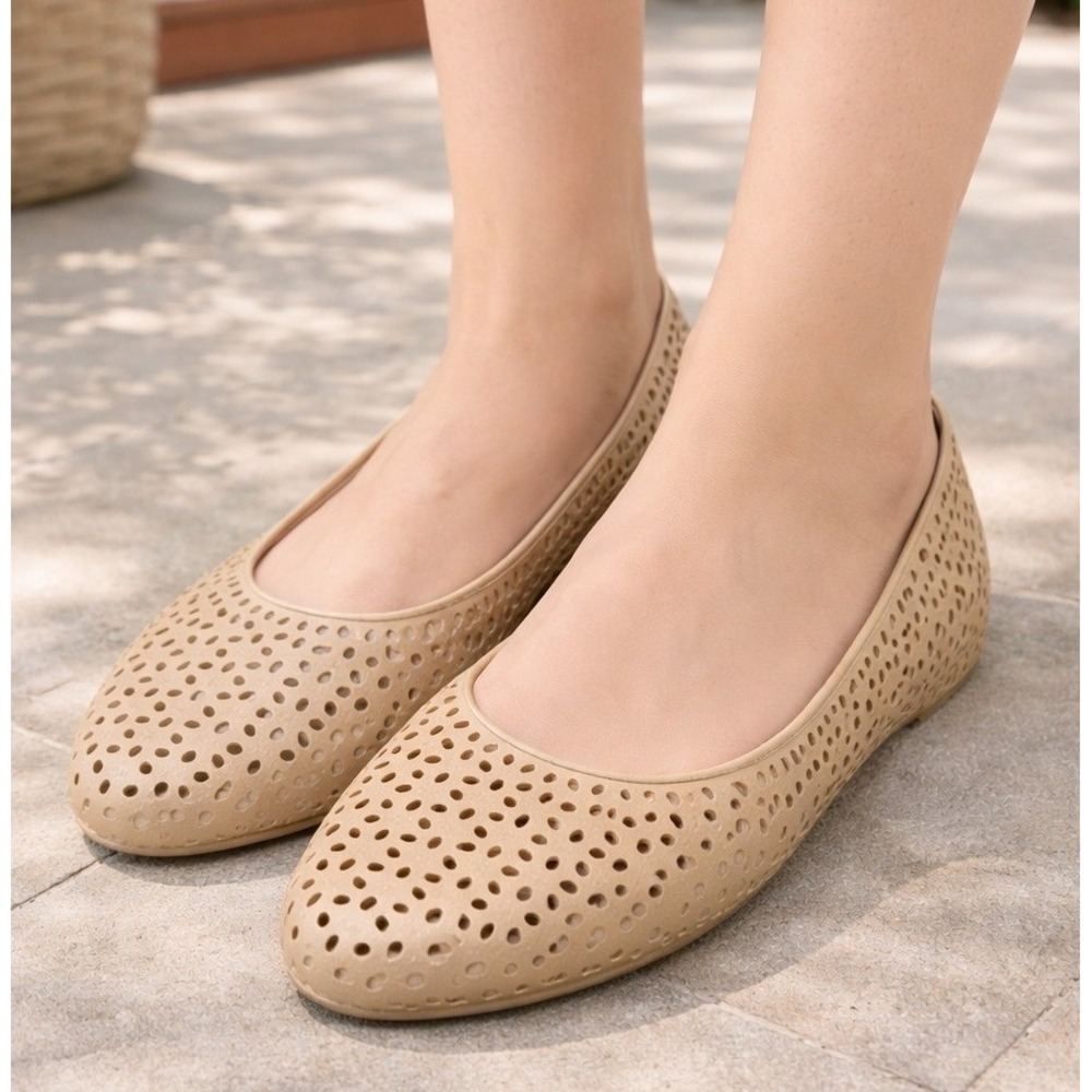 Okabashi Samantha Ballet Flat Women 10 Toffee Jelly Comfort Neutral Quiet Luxury